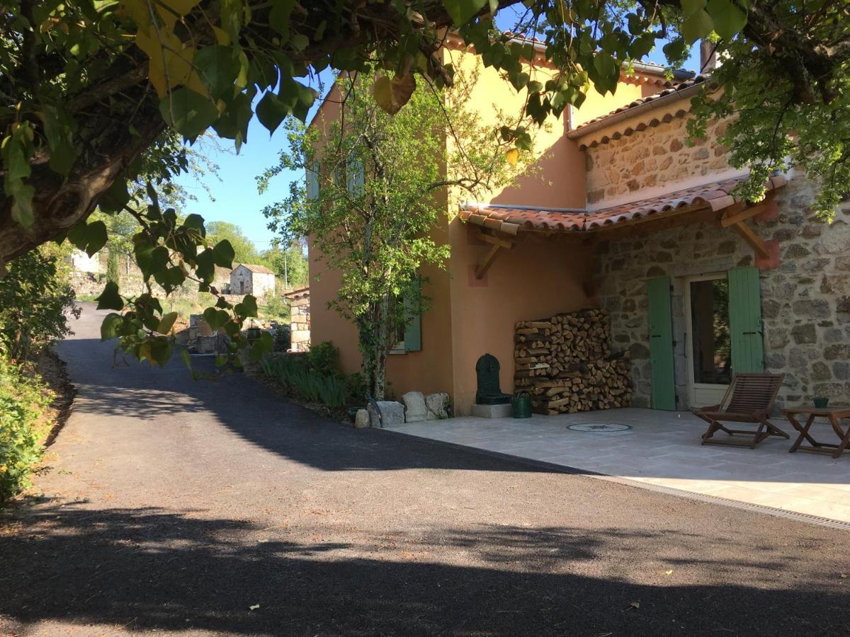 Chambre D'Hotes Au Creux Du Chambon جوييوس المظهر الخارجي الصورة
