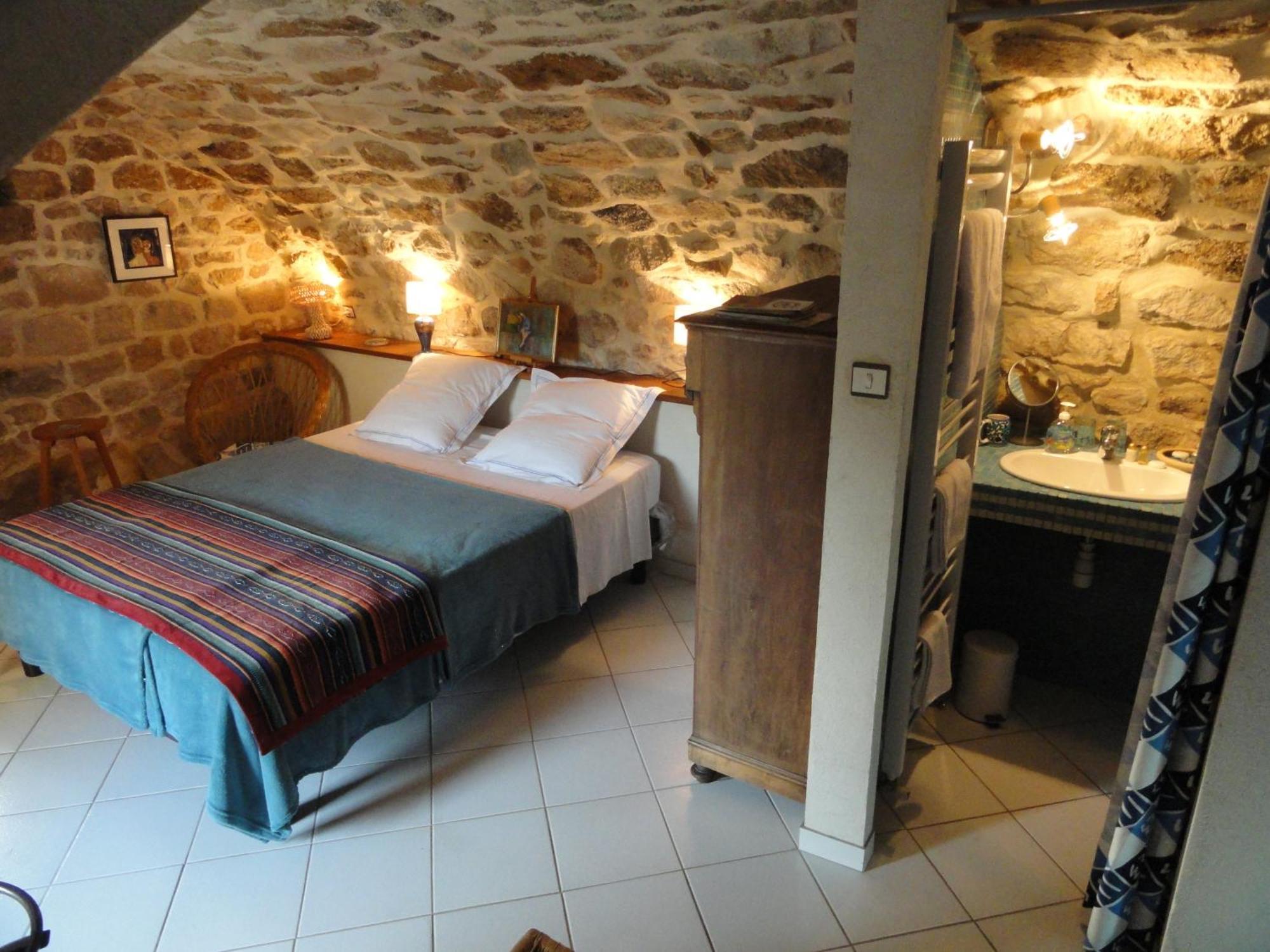 Chambre D'Hotes Au Creux Du Chambon جوييوس الغرفة الصورة
