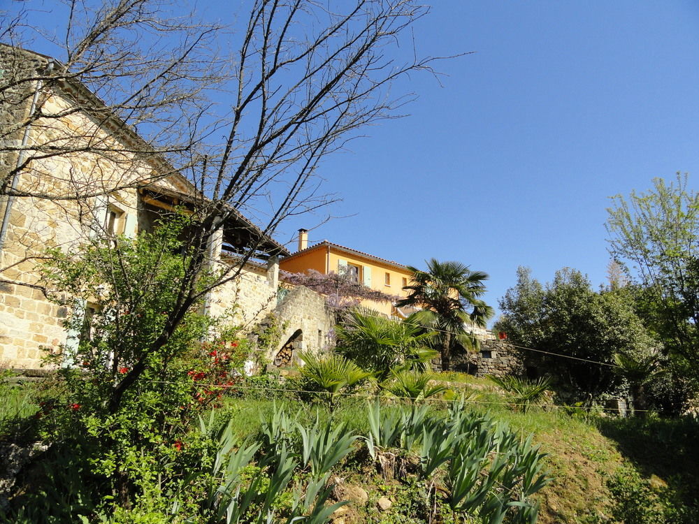 Chambre D'Hotes Au Creux Du Chambon جوييوس المظهر الخارجي الصورة